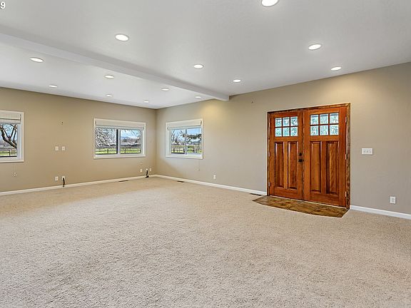 5th image of 1446 Ross Ln N