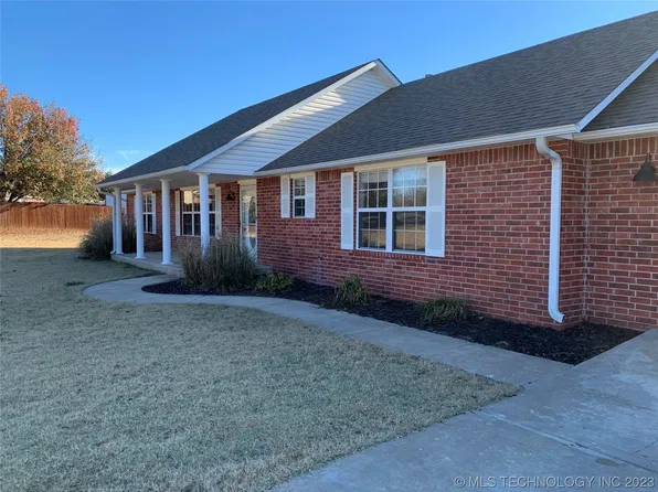 19845 County Road 1544, Ada, OK 74820
