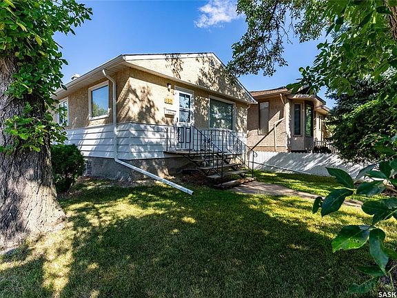3rd image of 180 Osler St