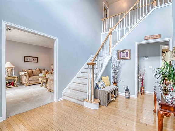 2nd image of 871 Charles Hall Dr