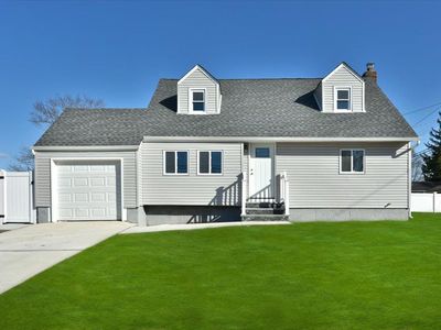 578 Champlain Avenue, West Hempstead, NY, 11552