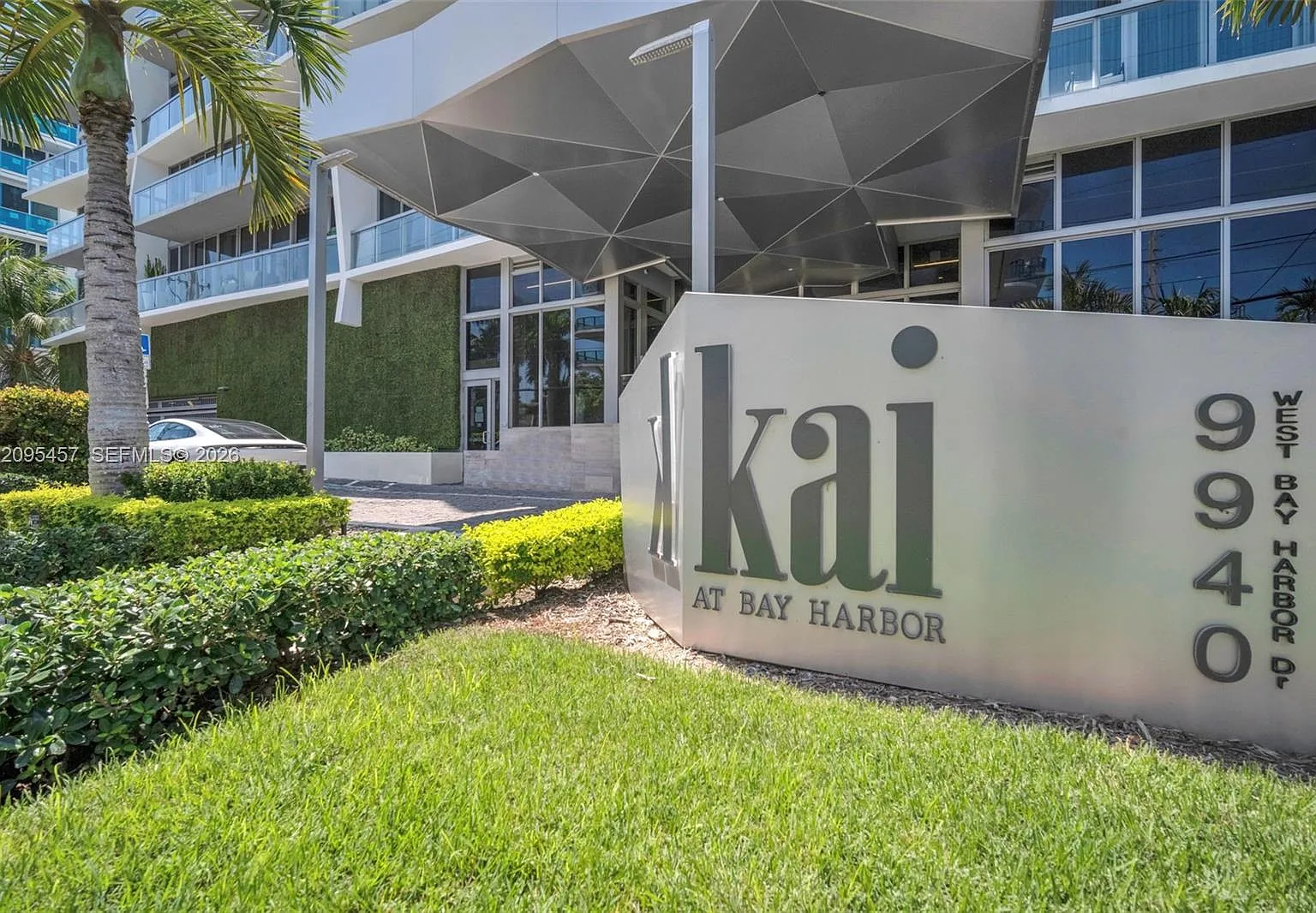 Kai At Bay Harbor Condo — Photo 1