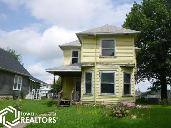 430 E Wheeler St, West Burlington, IA 52655