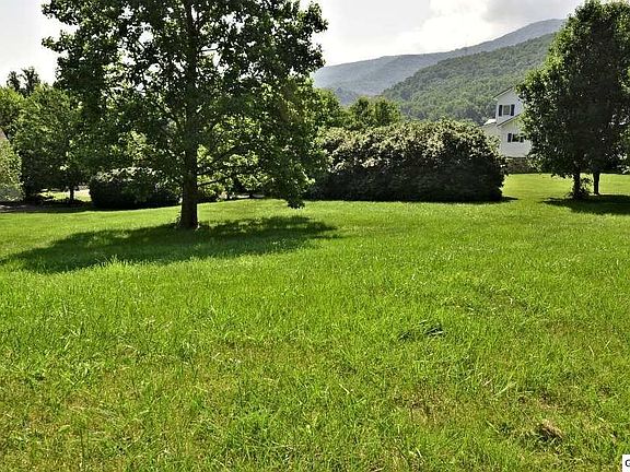 3rd image of 11 Monhollen Dr Lot 11