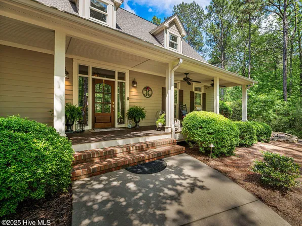 42 Chestertown Drive, Pinehurst, NC 28374
