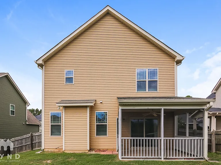 225 E Webber Ln — Photo 27