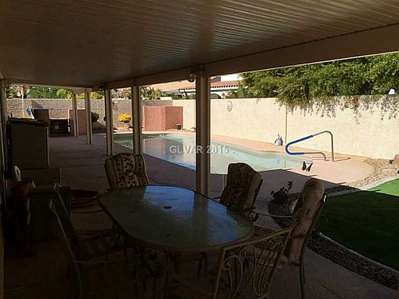 4th image of 1118 Stable Glen Dr