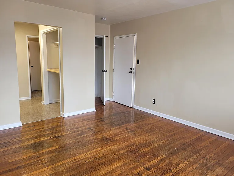 1112 Finley Ave #12B — Photo 10