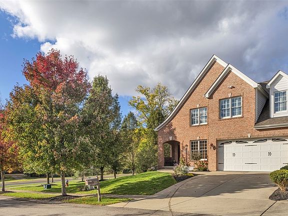 2nd image of 101 Redmond Ct