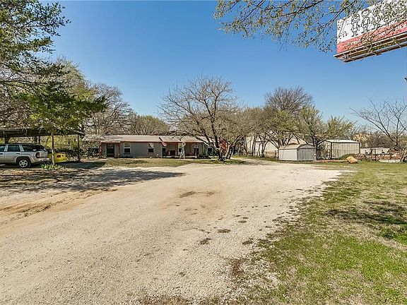 3rd image of 2450 S Burleson Blvd