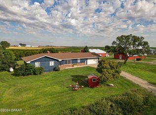 9786 97th St NE, Langdon, ND 58249