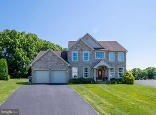 2513 Joshua Dr, Sinking Spring, PA 19608