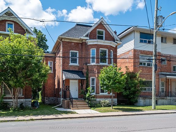 4th image of 392 Alfred St