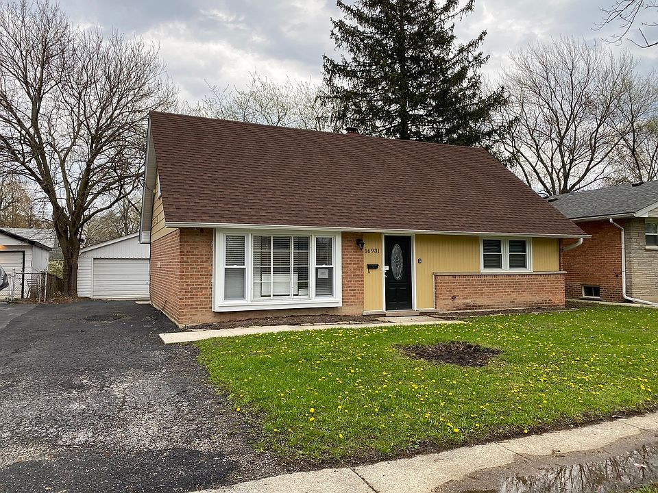 1st image of 16931 Old Elm Dr