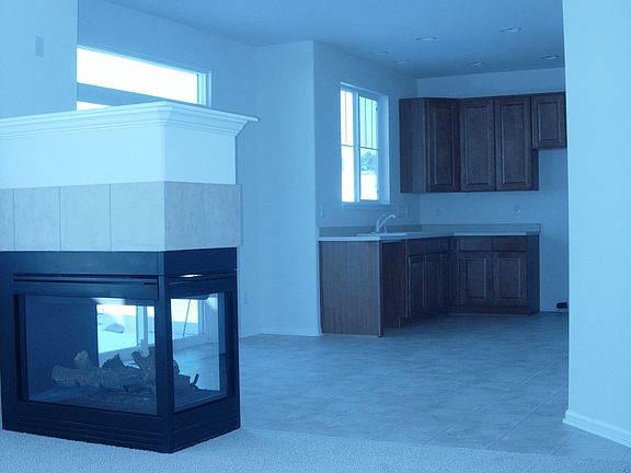 Lvg area looking into kitchen