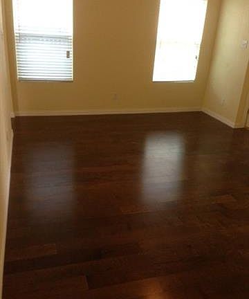 4th image of 2341 Bloomfield Dr