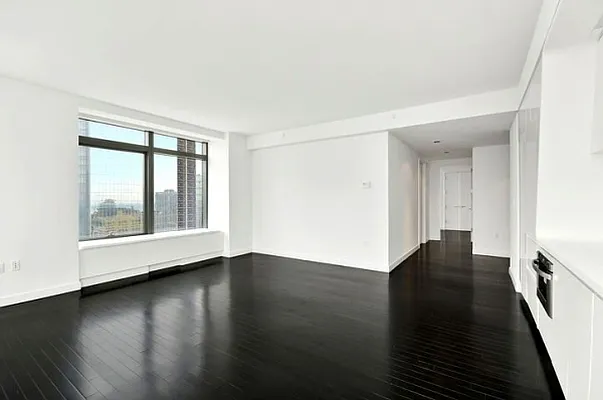 Rented by Citi Habitats | media 32
