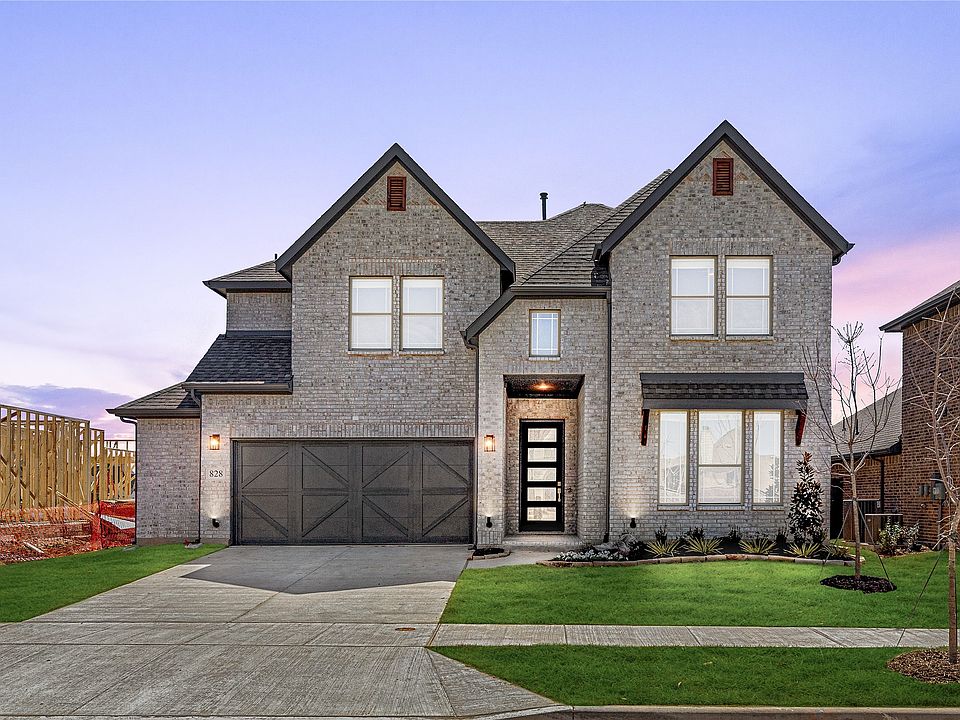 1st image of 828 Daisy Corner Dr