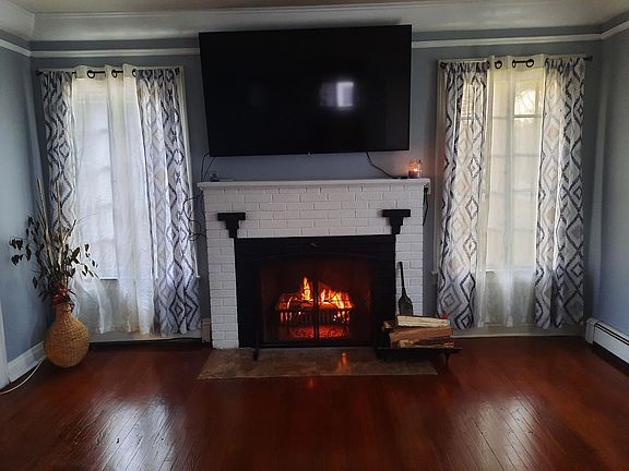 2nd image of 723 W Keith Ave