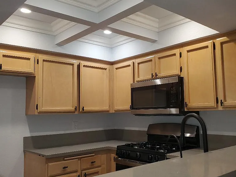 10119 Pinewood Ave — Photo 8