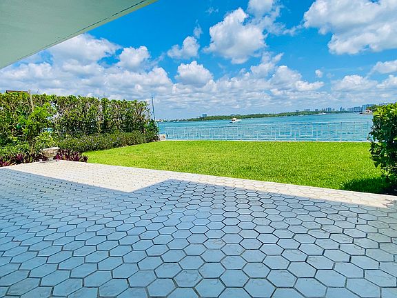 2nd image of 286 Bal Bay Dr #A