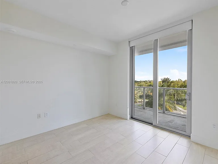 2000 Metropica Way #502 — Photo 19