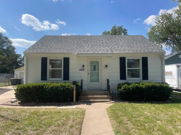 1009 N Webster Ave, Hastings, NE 68901