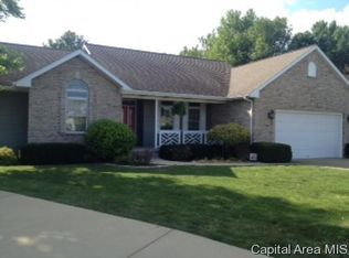 3801 Greenfield Dr, Springfield, IL 62704