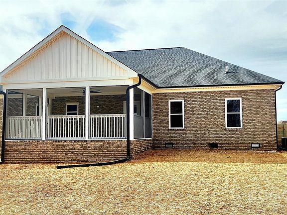 2nd image of 3242 Wilson Ct #17
