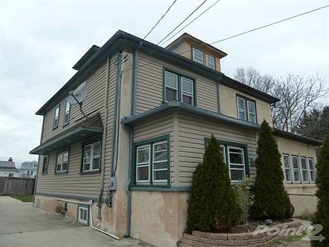 426 Iroquois St, Essington PA