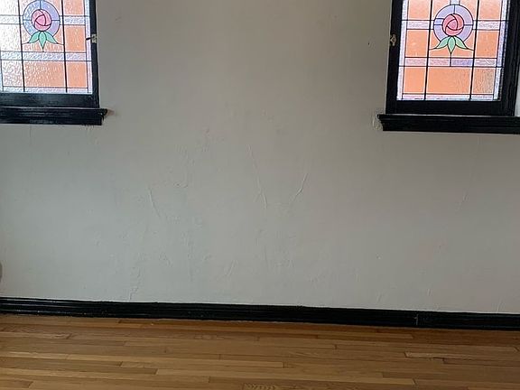 3rd image of 6420-6422 Hampton Ave #A
