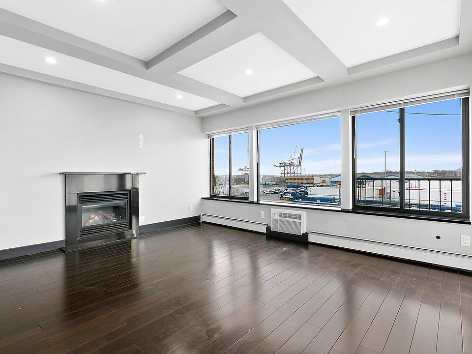 1st image of 147A Columbia St #5