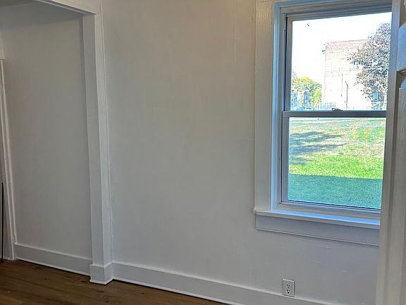 2nd image of 394 4th St #1