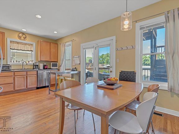 4th image of 5834 N Paulina St #2