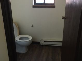 200 N University Dr APT 3, West Bend, WI 53095