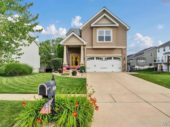 731 Sunset Ln, O'Fallon, MO 63366