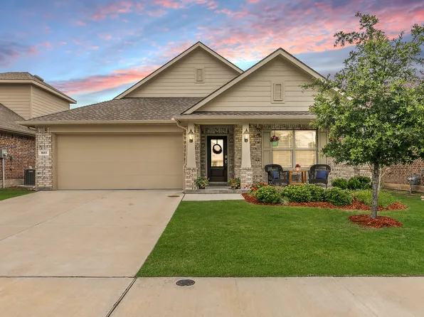 1661 Victoria Dr, Saginaw, TX 76131