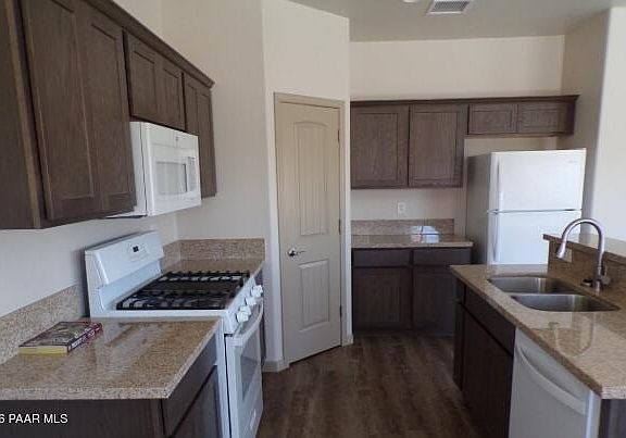 4th image of 2924 N Yavapai Rd E #A