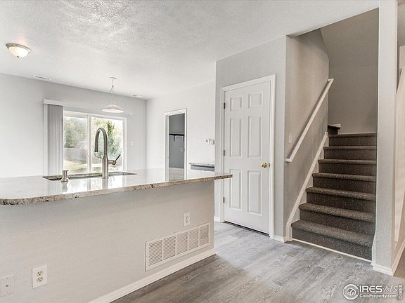 5th image of 6137 Lincoln St