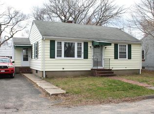 15 Ocean View Ave, Plymouth, MA 02360