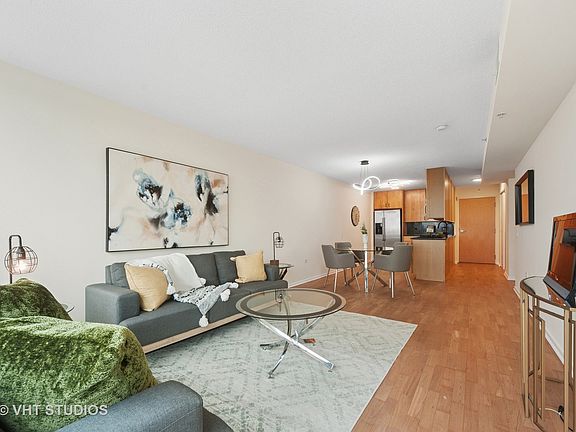 4th image of 9725 Woods Dr Unit 806