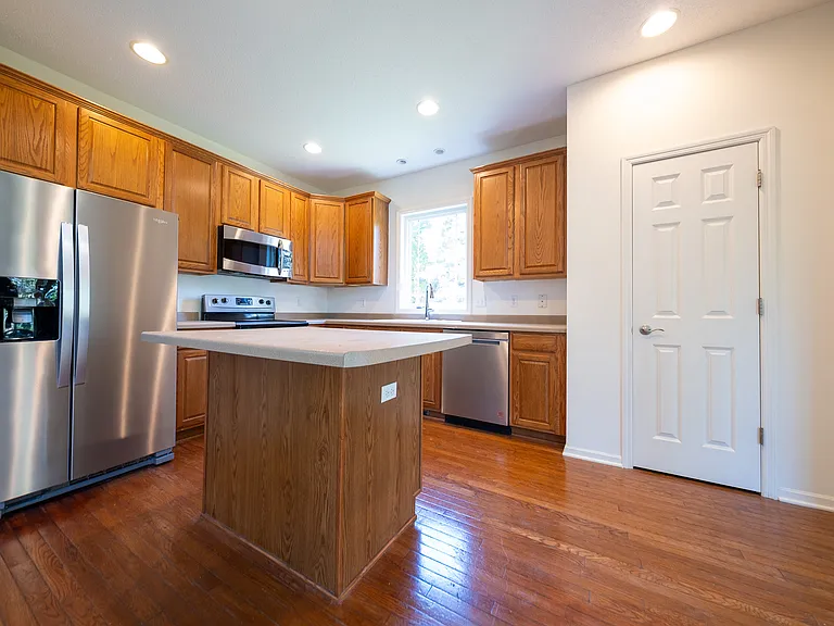 15523 Lilac Dr — Photo 7