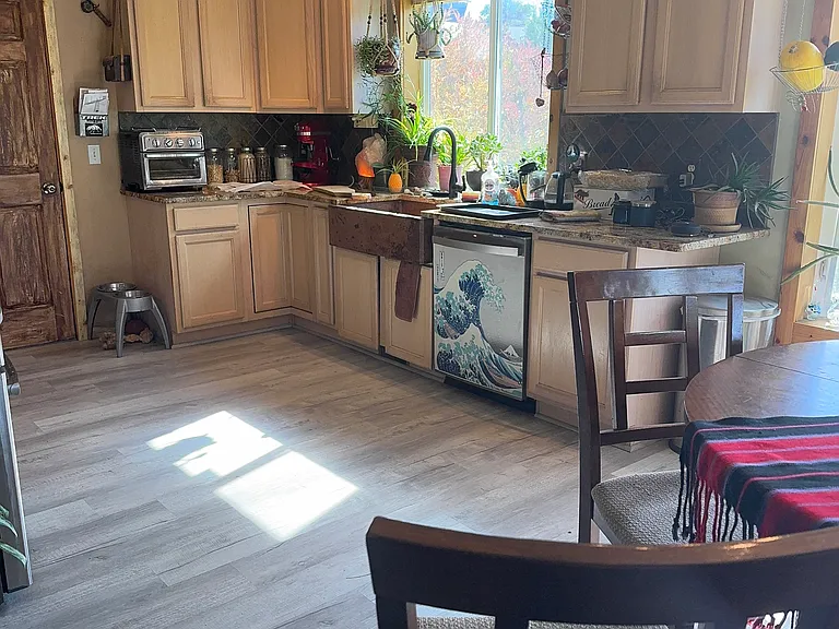 255 Hidden Dr — Photo 3