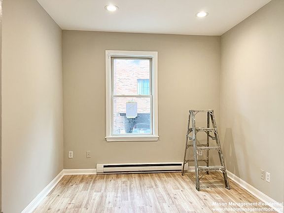 2nd image of 572 Washington St #1-1B