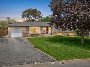 6 Uplands Ct, Halton Hills, ON L7G2S8