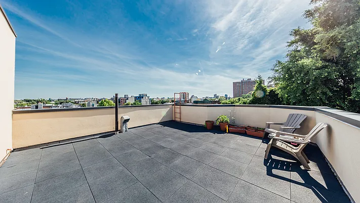 Rented by Nooklyn NYC LLC | media 10