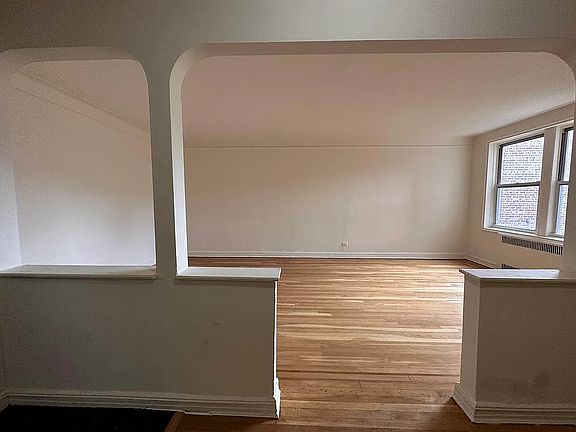 5th image of 93-05 37th Ave #23
