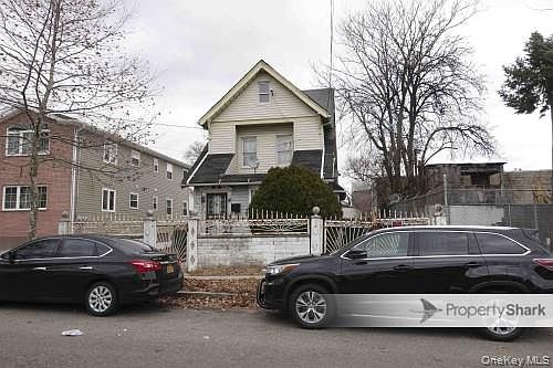 1st image of 11747 133rd Street