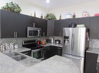 16461 SW 50th Ter, Miami, FL 33185