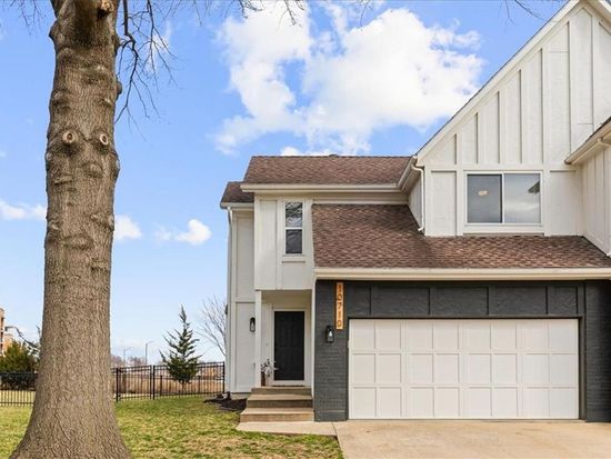 10710 W 115th St, Overland Park, KS 66210
